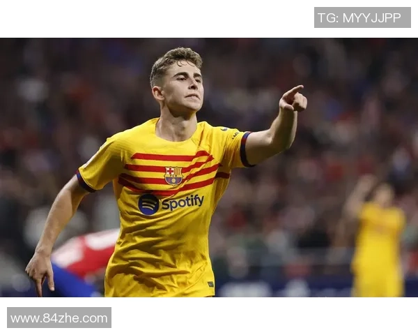 穆西亚拉崛起之路：从青训天才到足球场上的闪耀明星